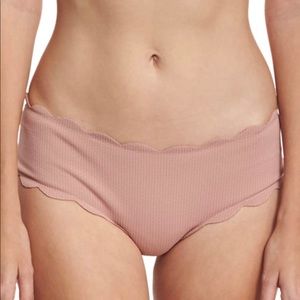 NWT Marysia scalloped bathing suit bottoms
